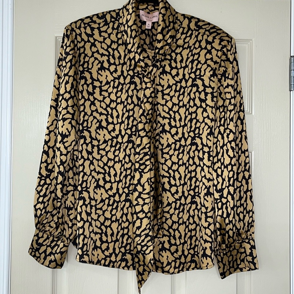 Chicos Leopard Print Blouse size 14